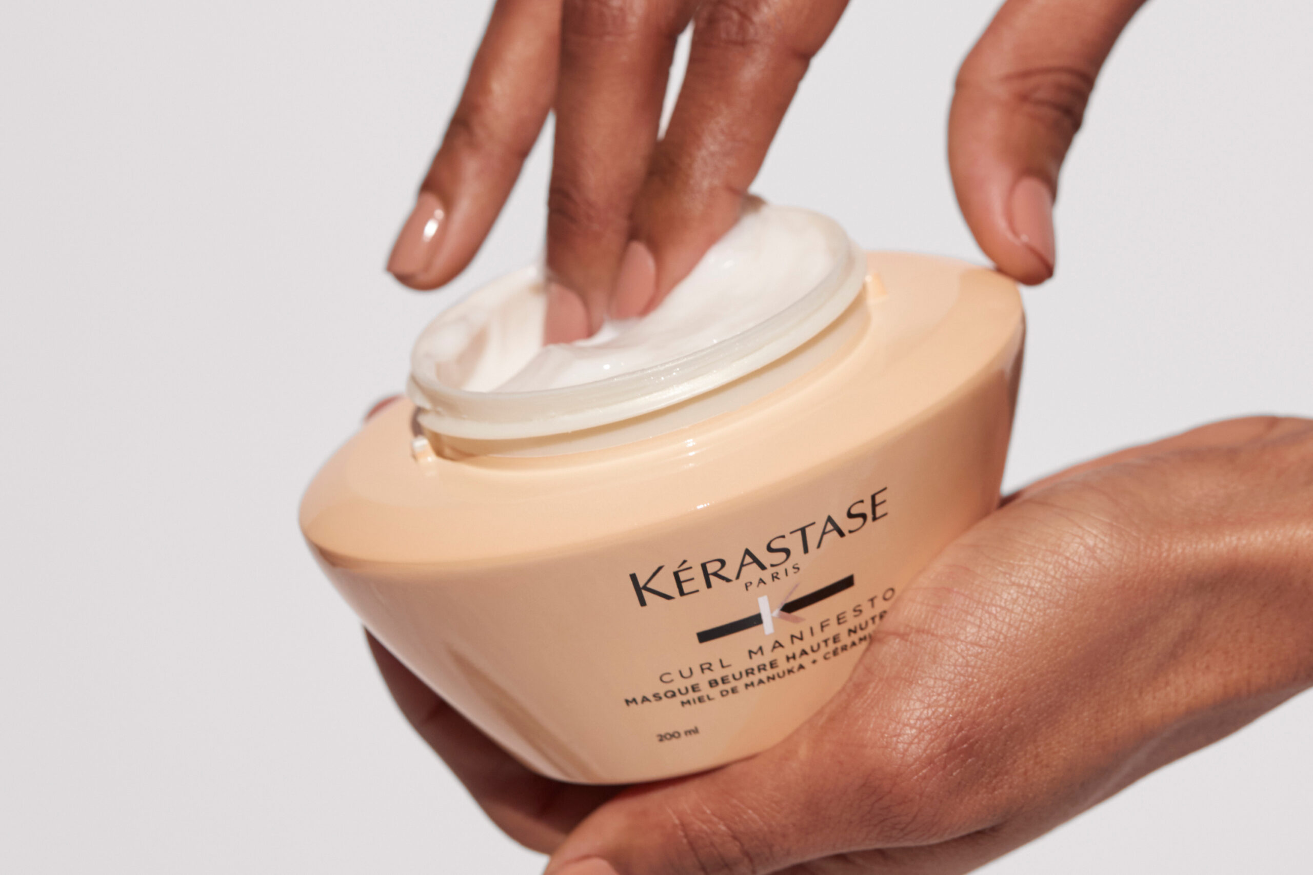 Kerastase Curl Manifesto Masque Beurre Haute Nutrition Kıvırcık Saçlar İçin Maske 200 ml - Görsel 2